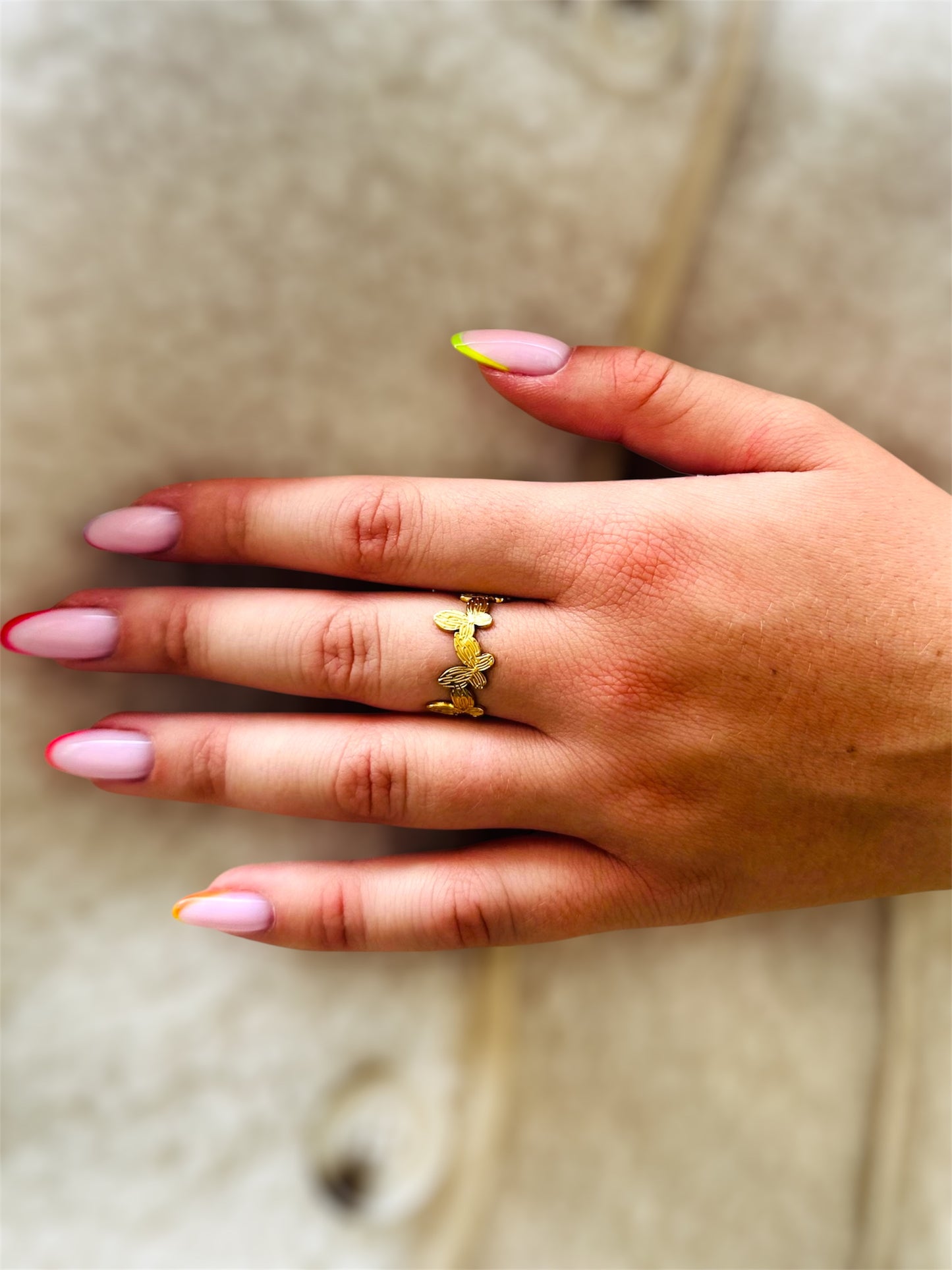 Bague EMMA – Papillons dorés en acier inoxydable 🦋
