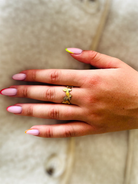Bague EMMA – Papillons dorés en acier inoxydable 🦋