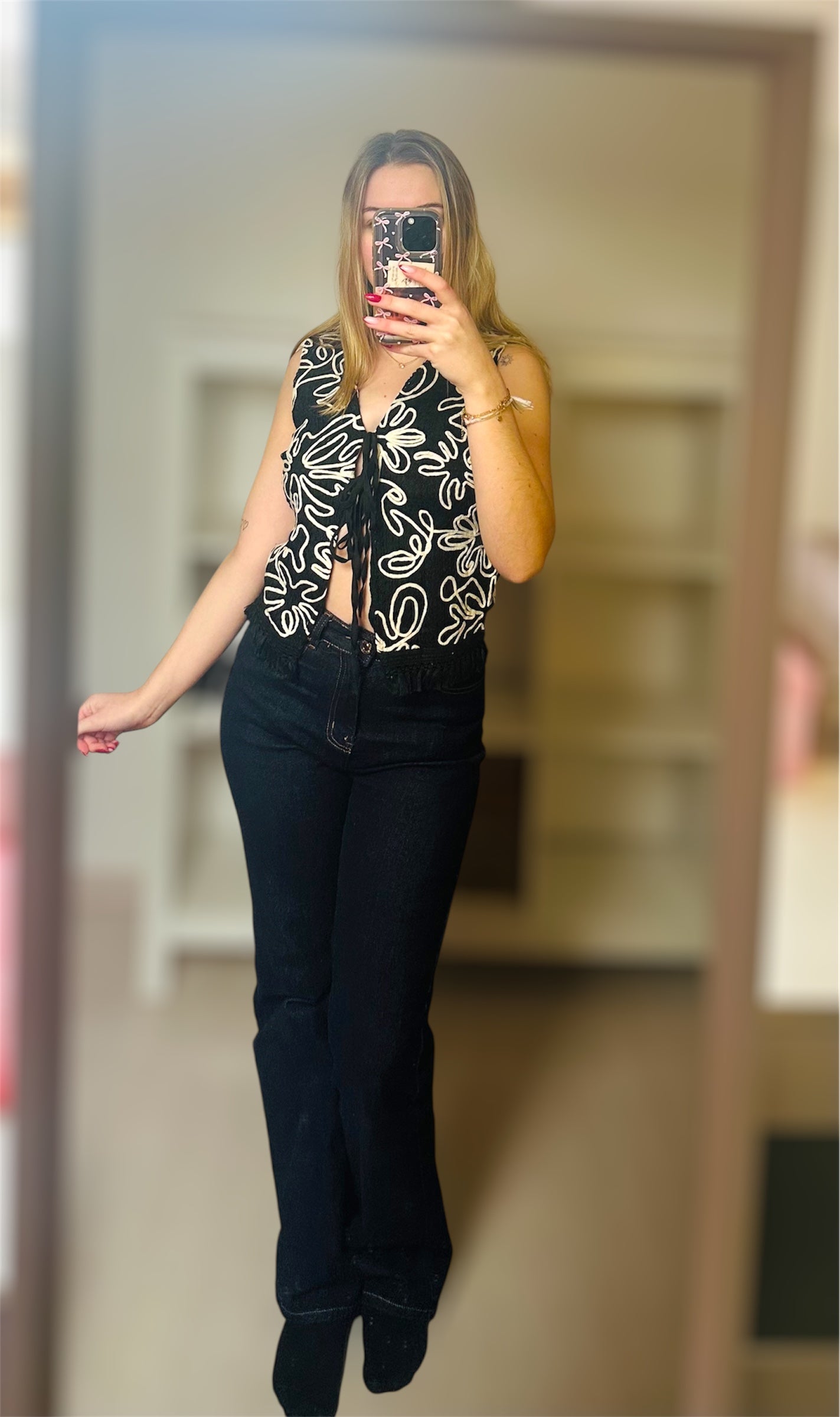 🤍 Gilet Lily en maille brodée noir & blanc