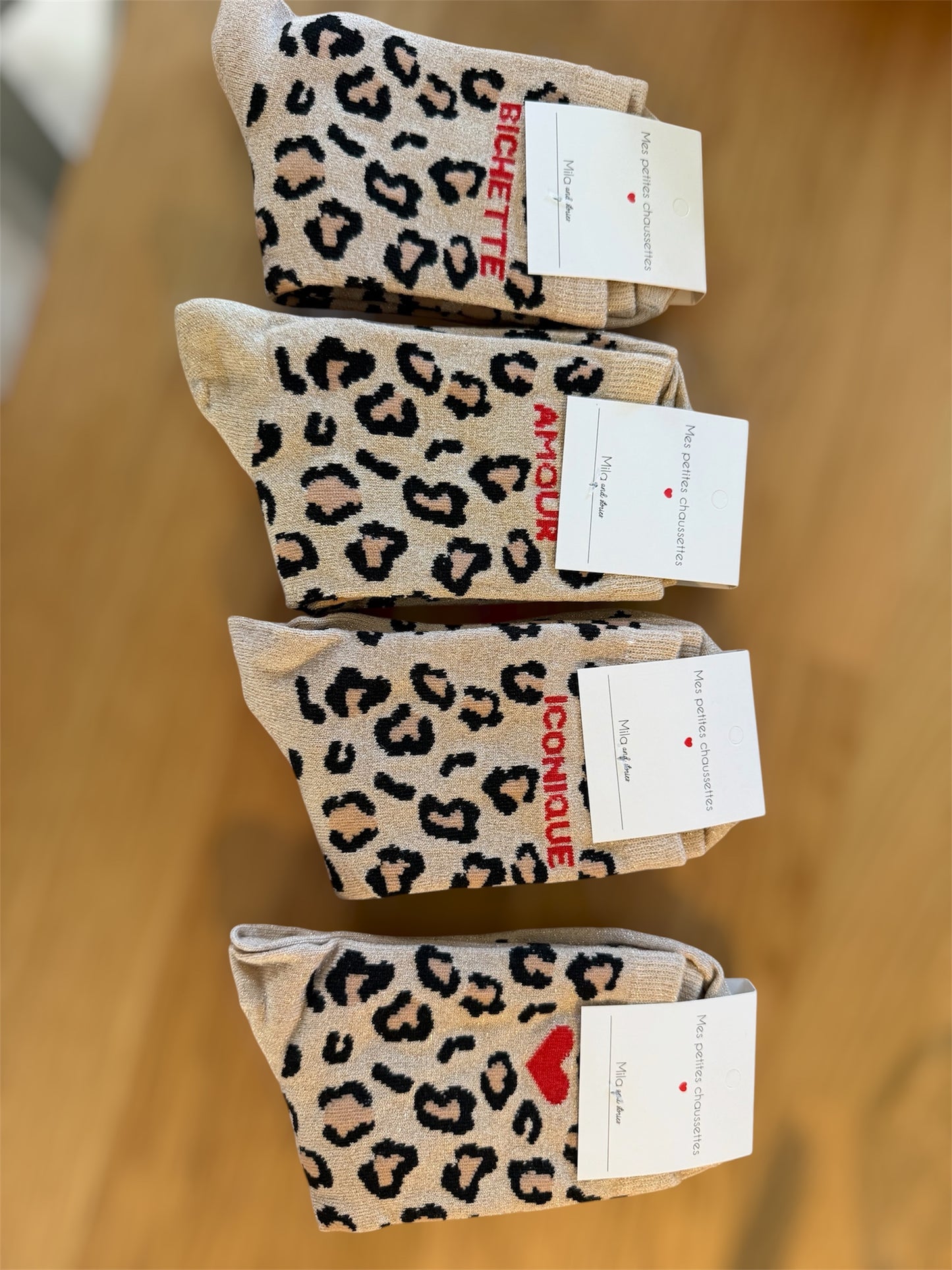 Chaussettes à paillettes léopard