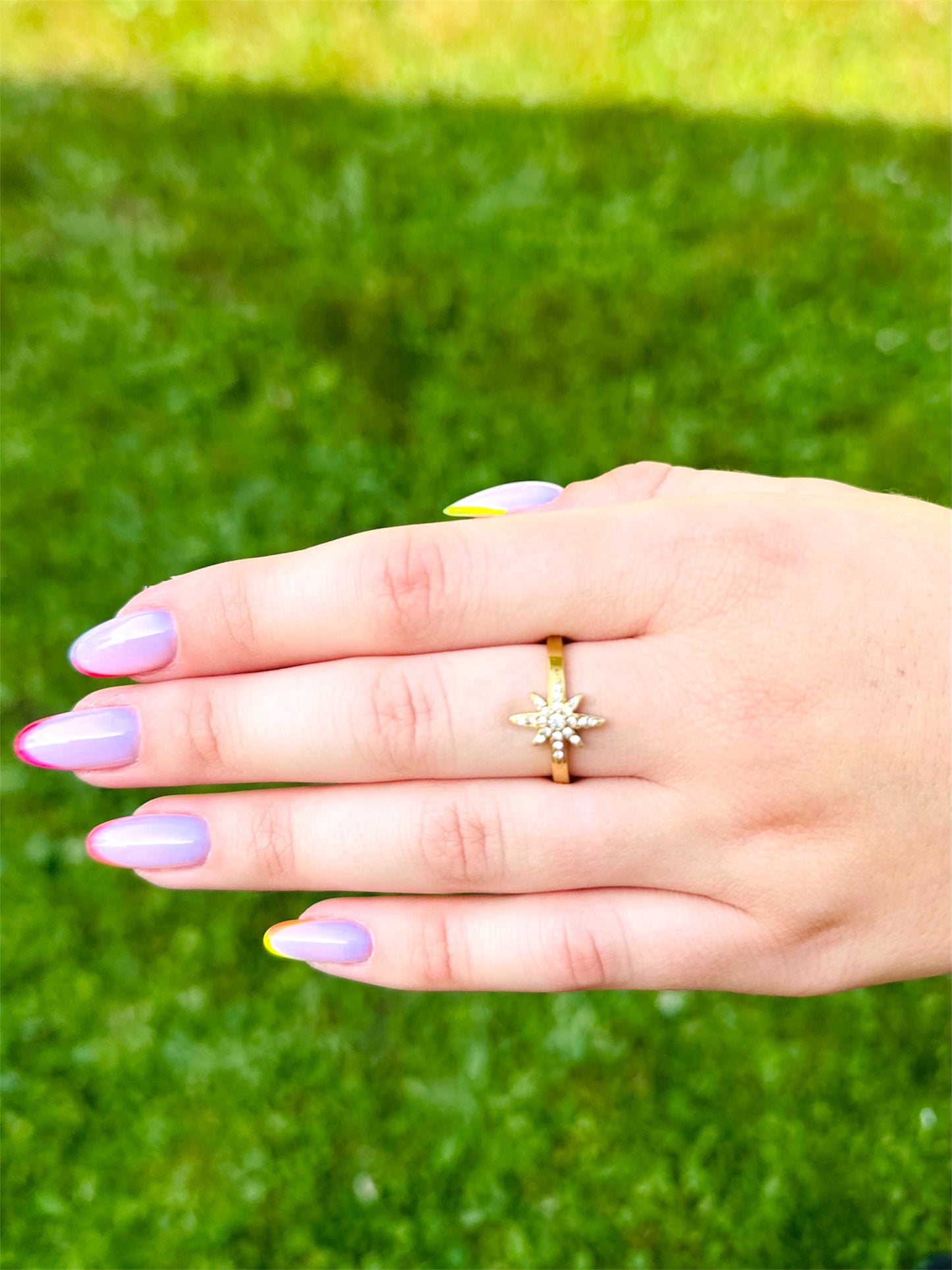 Bague ÉLISE – Étoile scintillante en acier inoxydable 💫