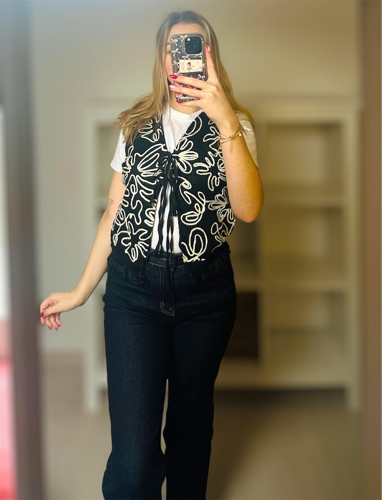 🤍 Gilet Lily en maille brodée noir & blanc
