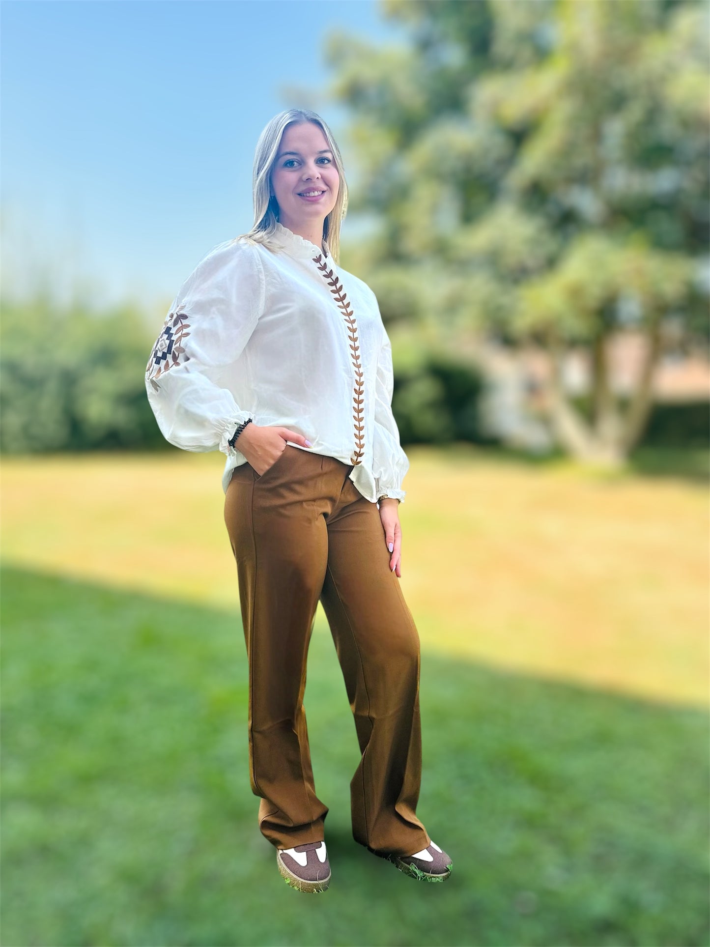 Pantalon ISALINE – Élégance et confort vintage 🤎