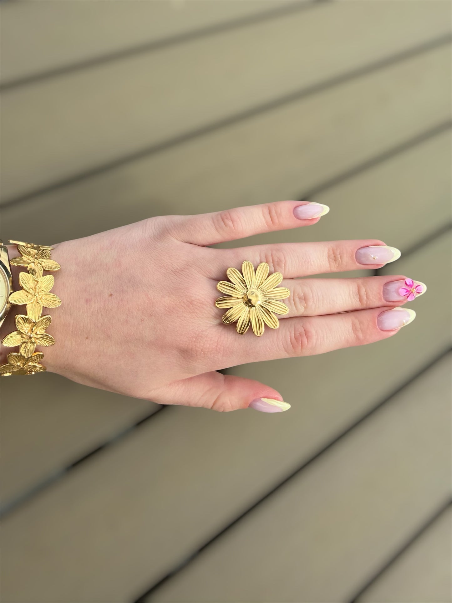 🌼 Bague “Louane” – Ajustable