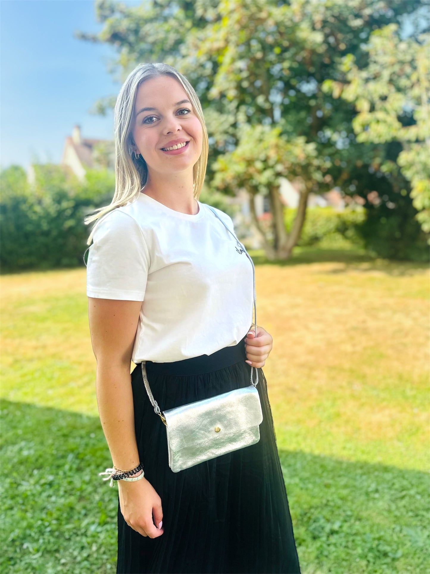 Sac NOA – bandoulière minimaliste & élégante en cuir véritable 🩶