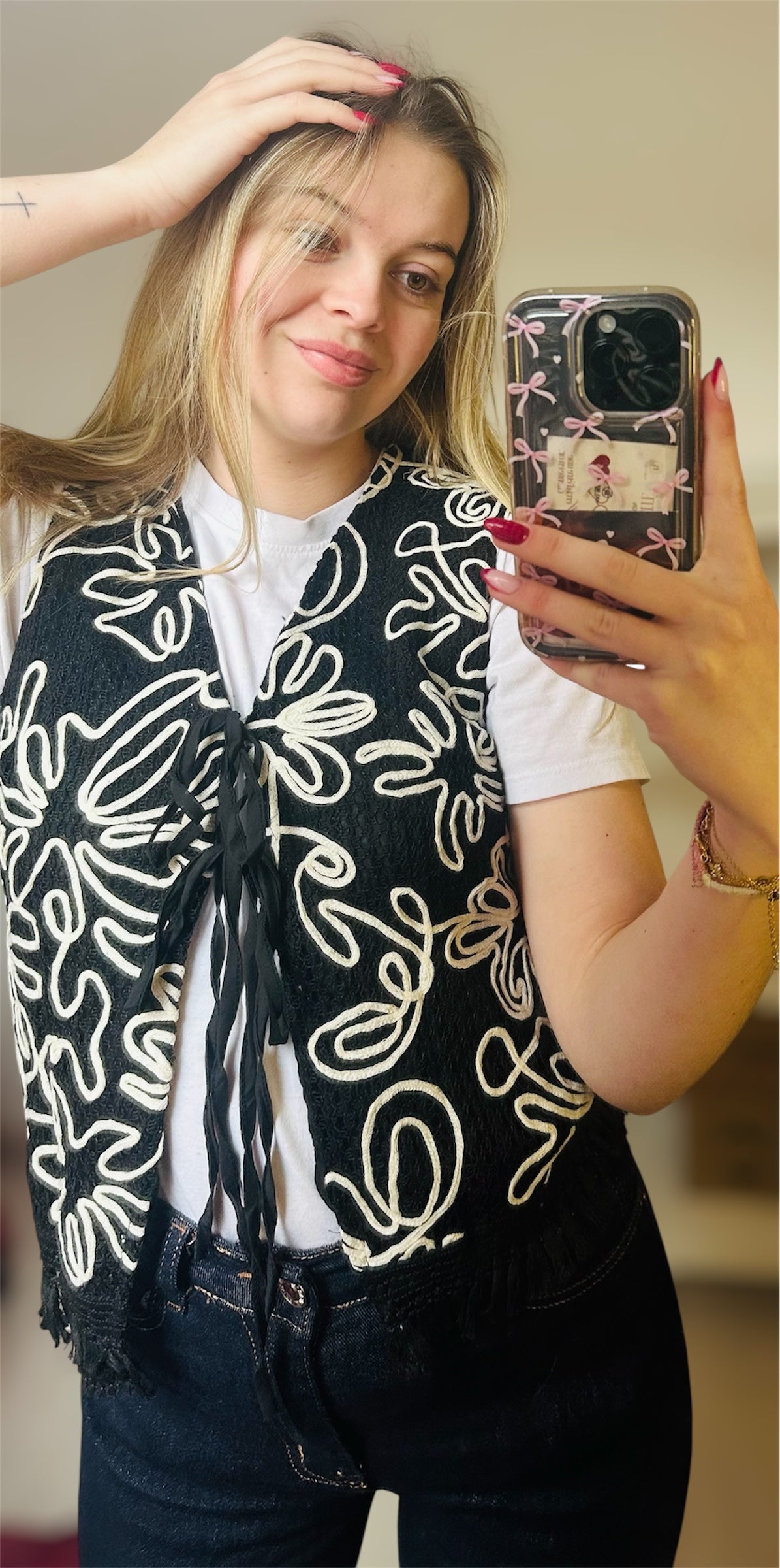 🤍 Gilet Lily en maille brodée noir & blanc