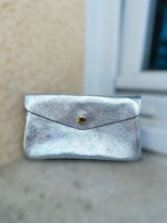 Pochette CLARA – élégante & pratique en cuir véritable 🩶