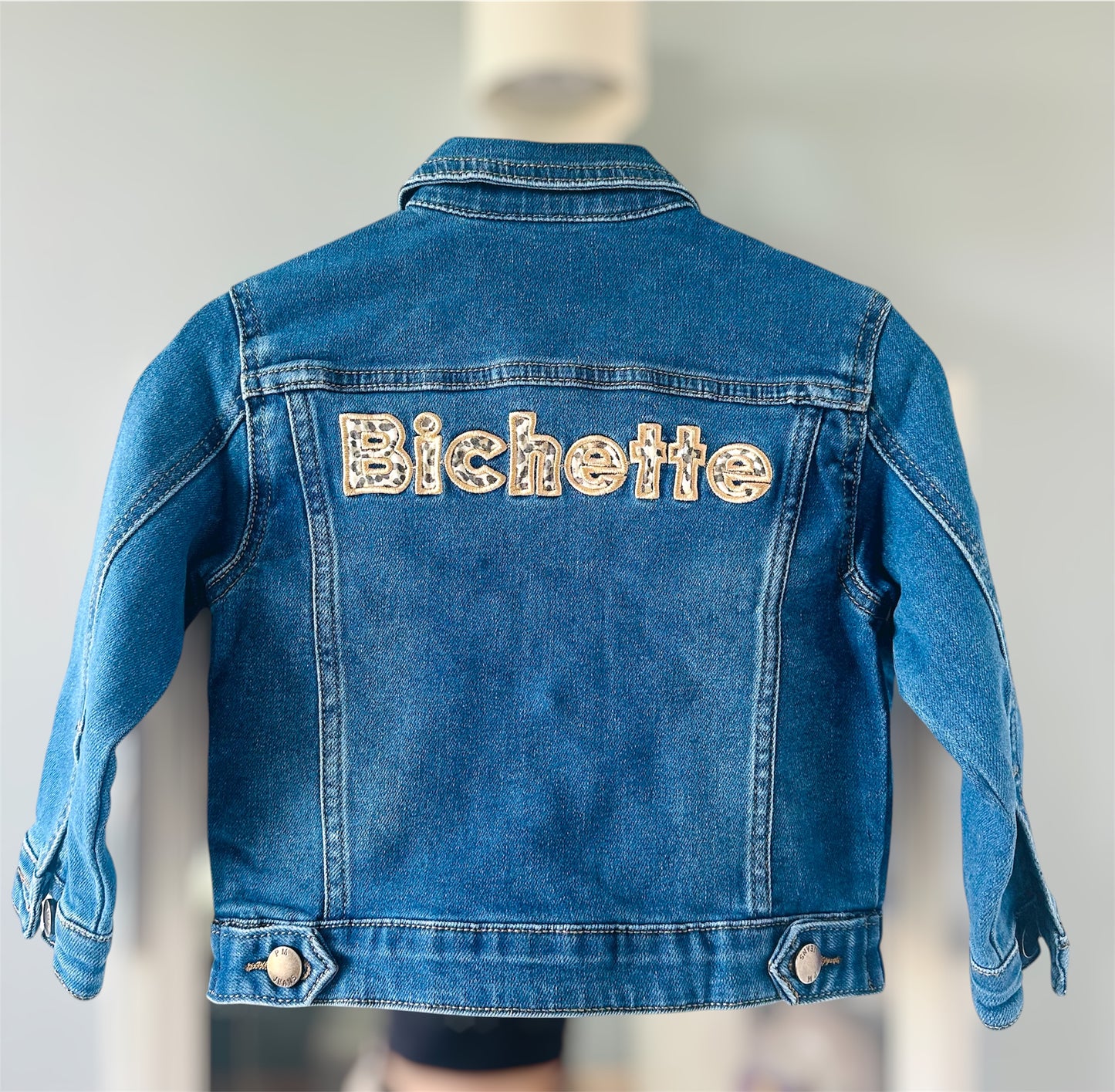 👧 Veste en jean “Lucie” – Enfant