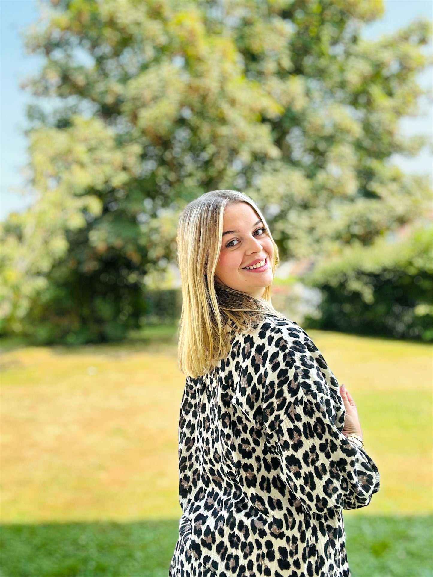 Surchemise LEONA – imprimé léopard tendance 🐆